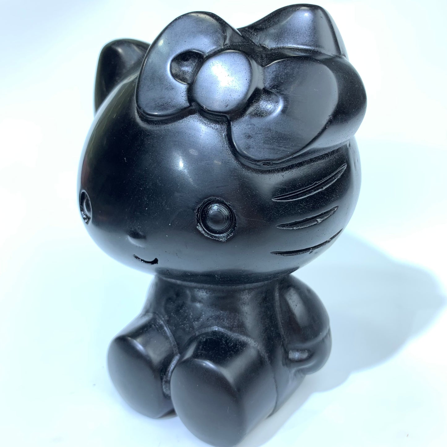 Obsidian helloKitty sculpted ornaments